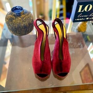 VELVET JESSICA SIMPSON SLING BACKS